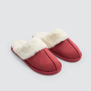 Pantofole di pelliccia rossa