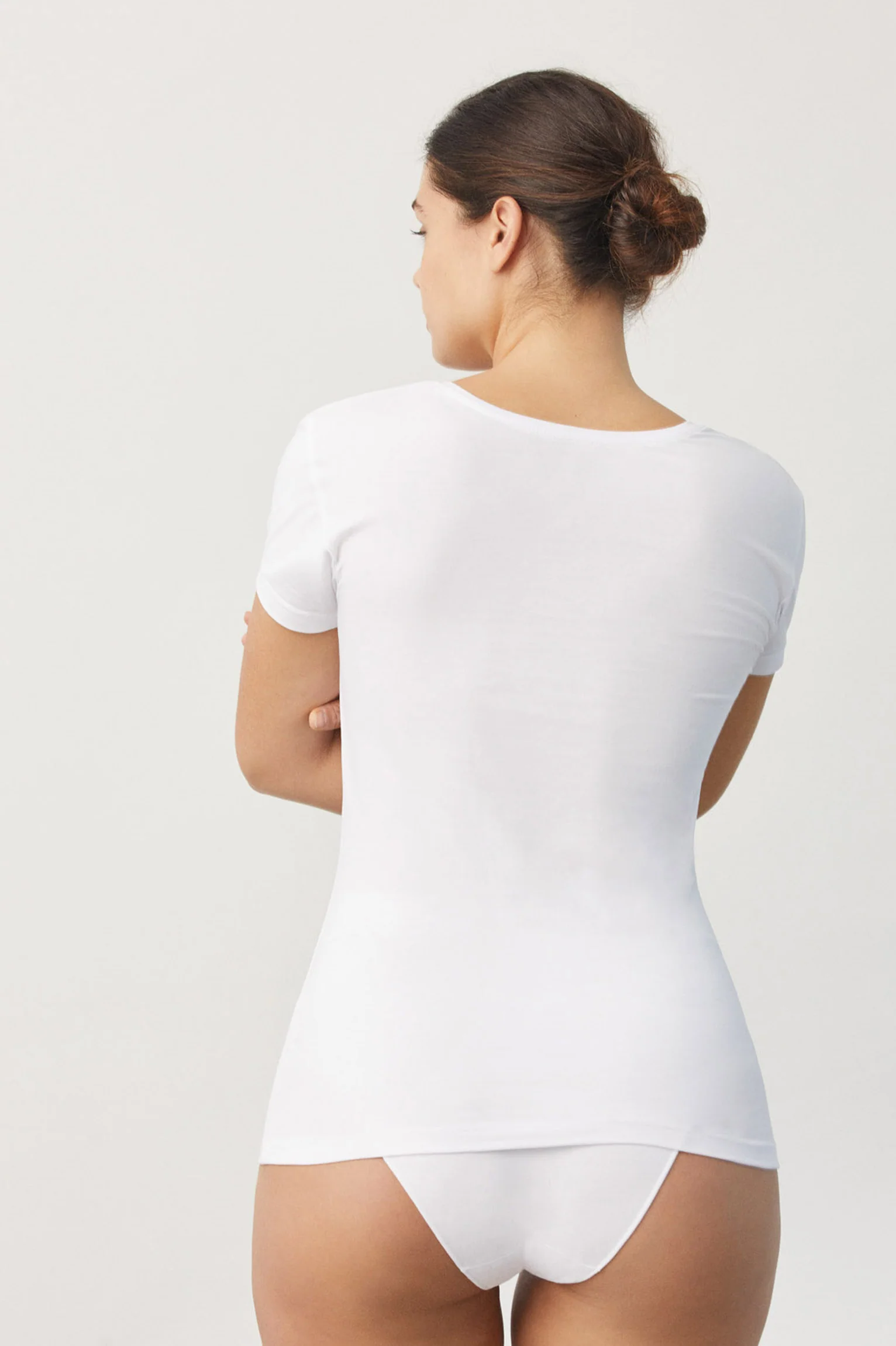 Maglietta bianca a maniche corte - immagine 3