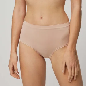 Mutandina alta vestibilità con finiture nude invisibili