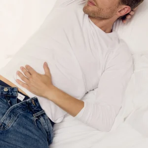 Maglietta bianca a maniche lunghe