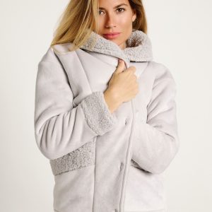 Abito stile giacca con dettagli in pelle di pecora | MUYDEMI