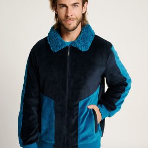 Cappotto da uomo con collo in montone e tasche bicolore | MUYDEMI