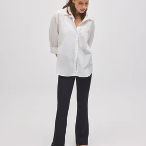 Pantaloni elasticizzati neri modellanti a zampa