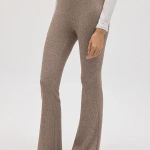 Pantaloni svasati in maglia a coste marroni