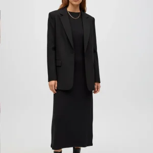 Abito lungo in maglia a coste nera