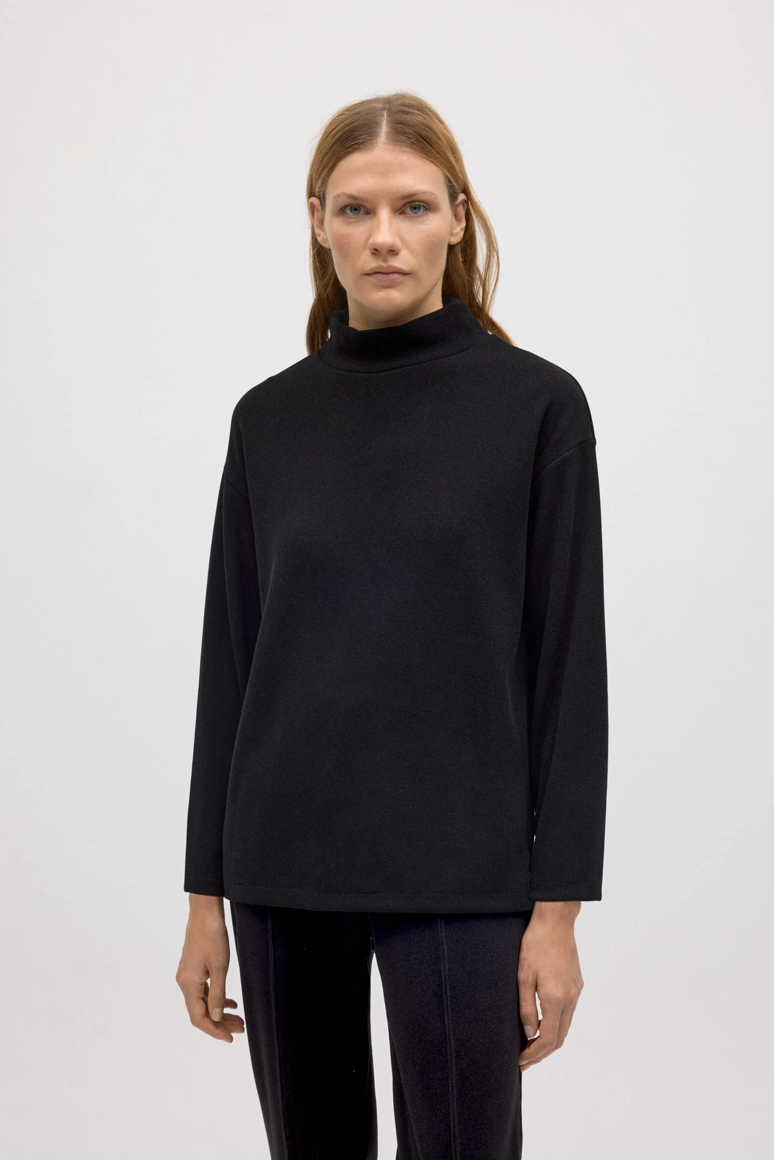Maglione con collo Perkins effetto velluto a coste nero - immagine 2