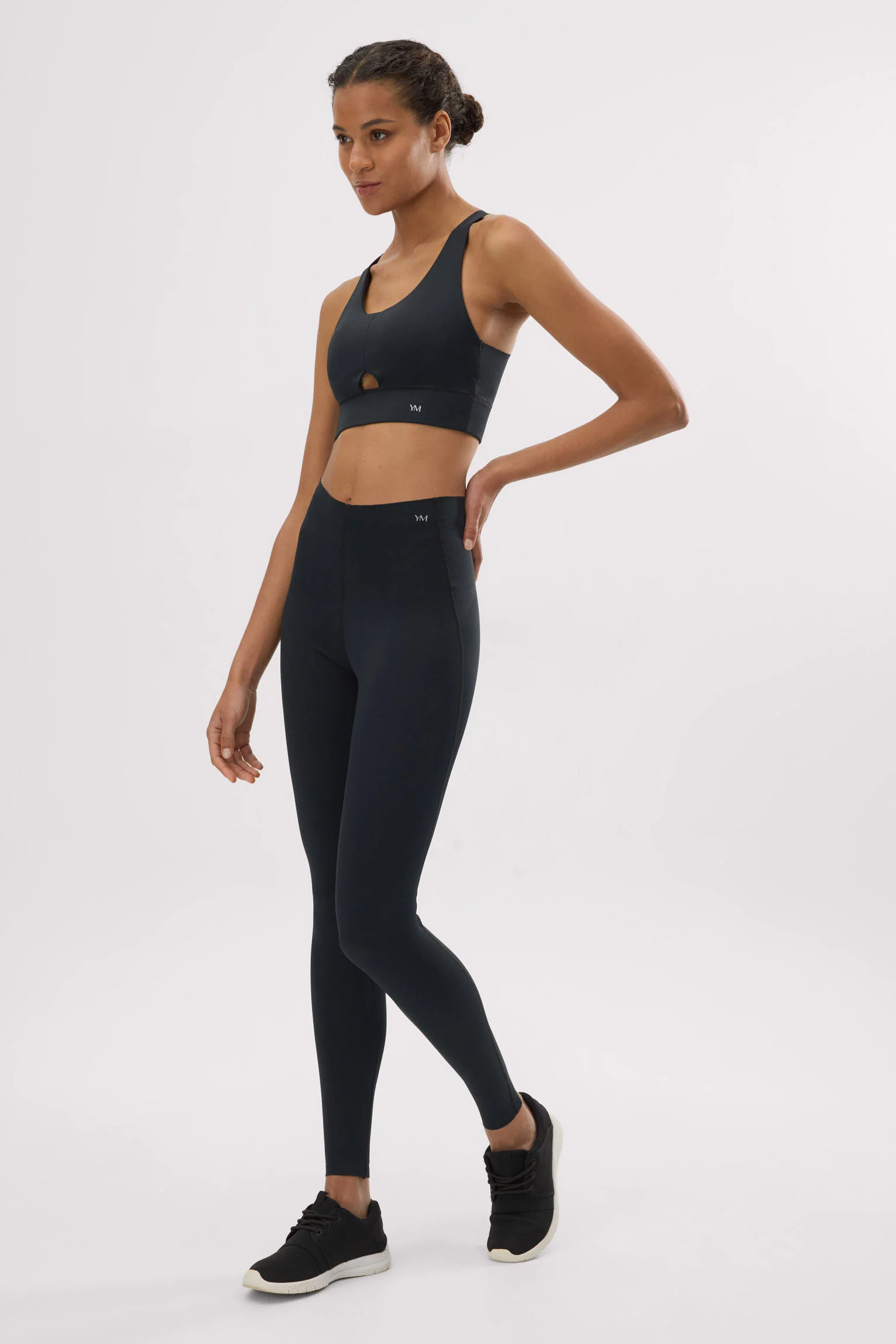 Leggings sportivi compressivi lunghi neri con pancia piatta - immagine 3