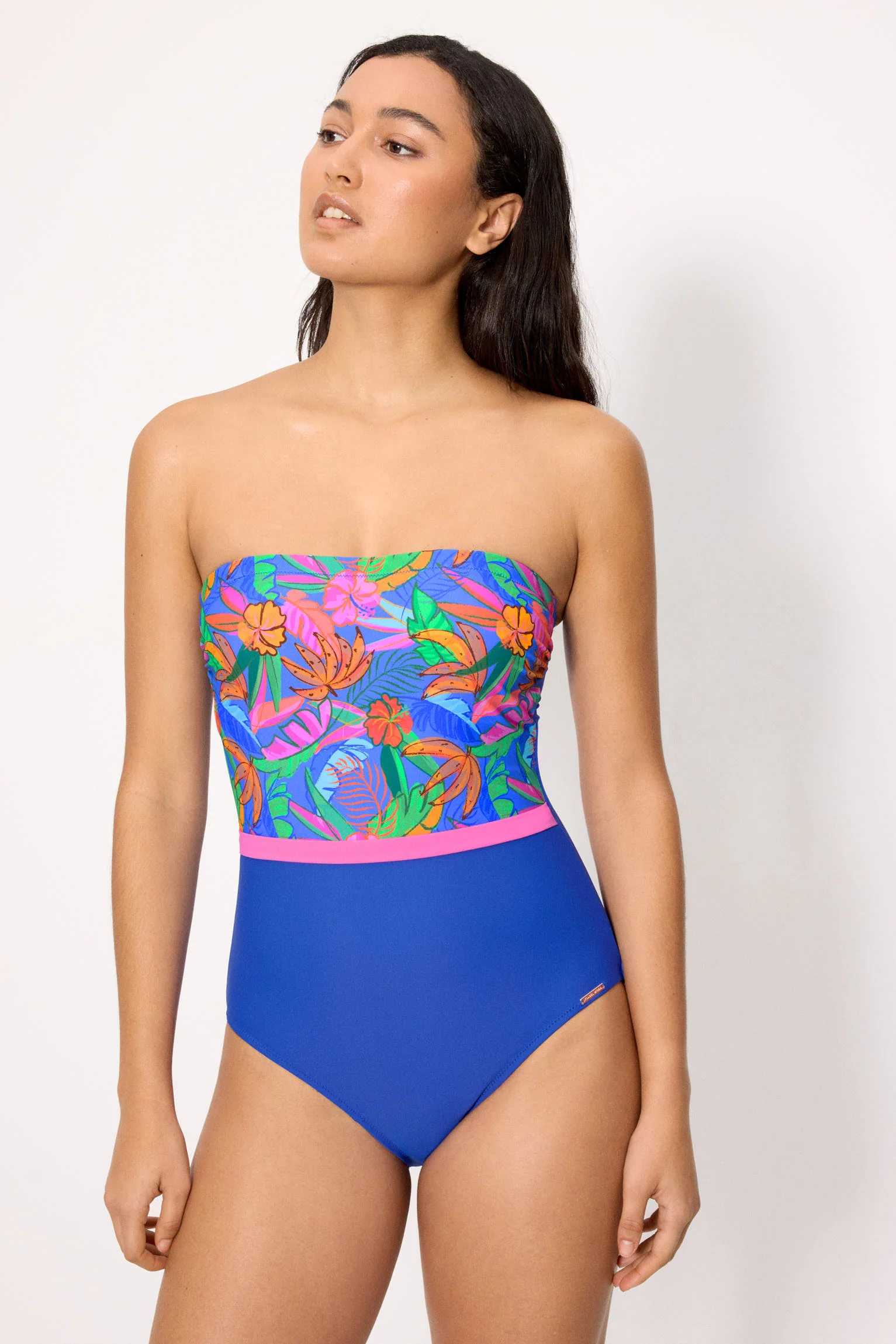 Costume da bagno snellente a fascia con stampa tropicale, coppa B