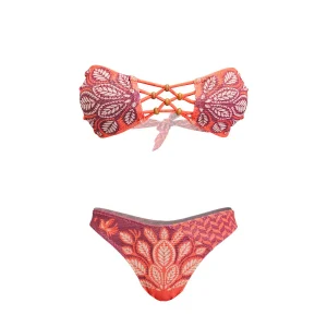 Bikini - Pin Up Stars - fascia beautiful tree