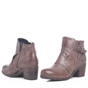 ALTRAOFFICINA – Stivaletto Donna Pelle Marrone Taupe con Tacco Basso a Blocco e Zip