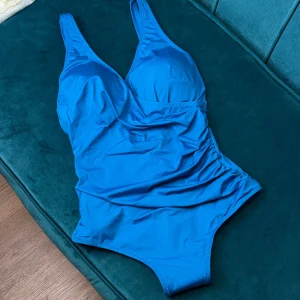 I 118 - Costume Intero Marino