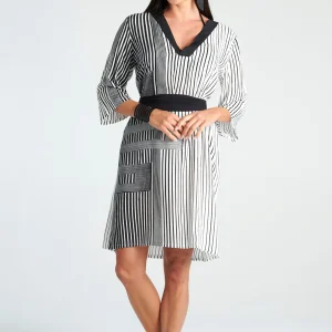 A 826 - Abitino in viscosa Linee