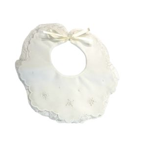 Bavetta ricamata a mano